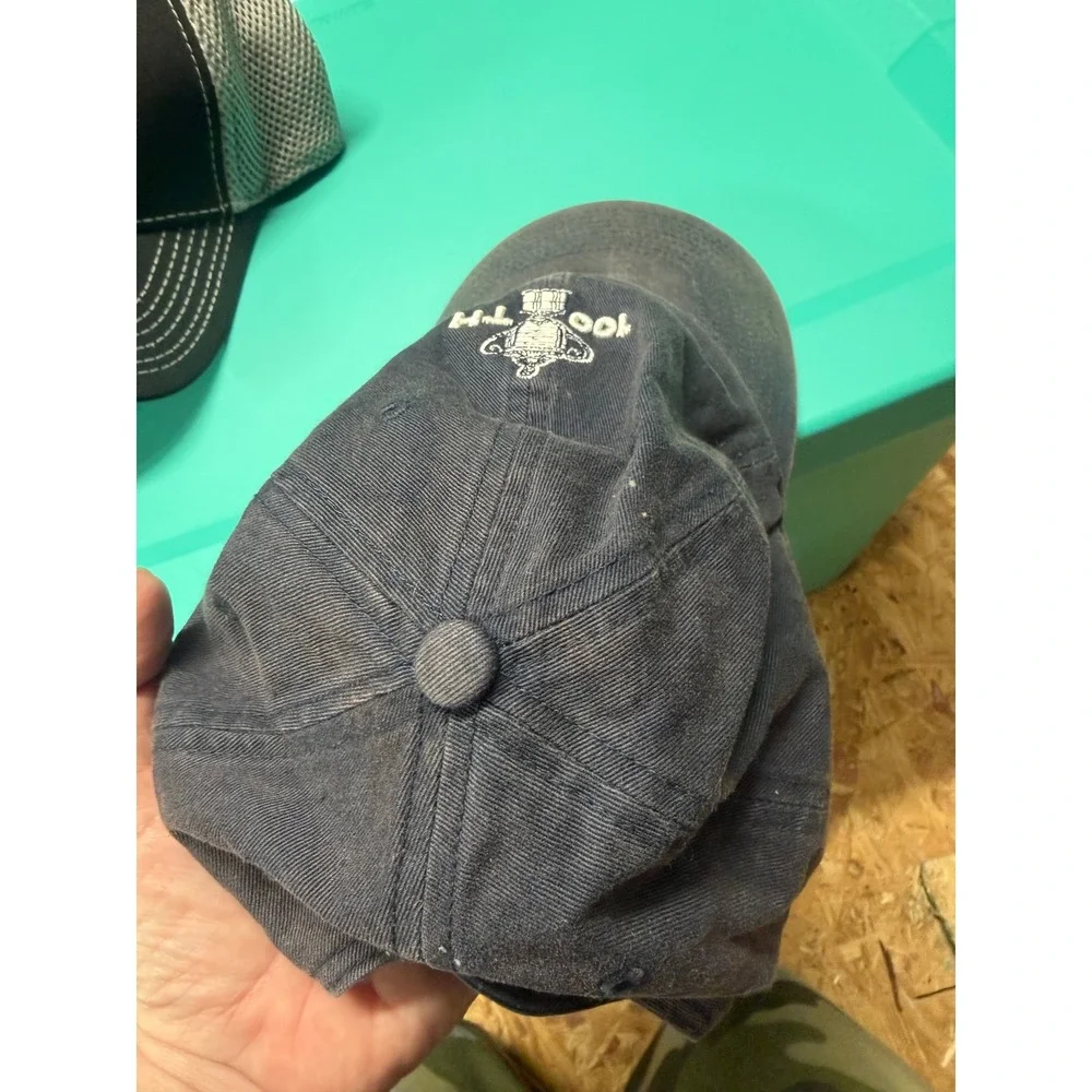 Men's golf hats‎ LOT OF 3